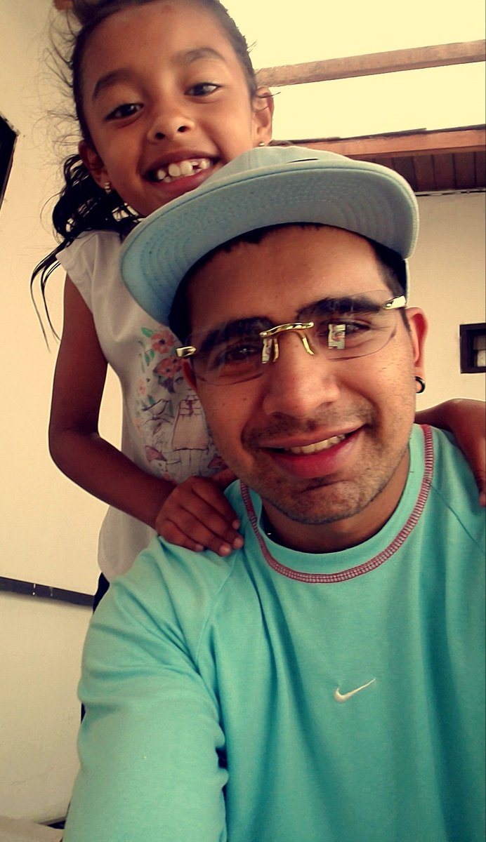 LDSCHIQUI's tweet photo. Mi negrita hermosa https://t.co/KmDxoDXo8S
