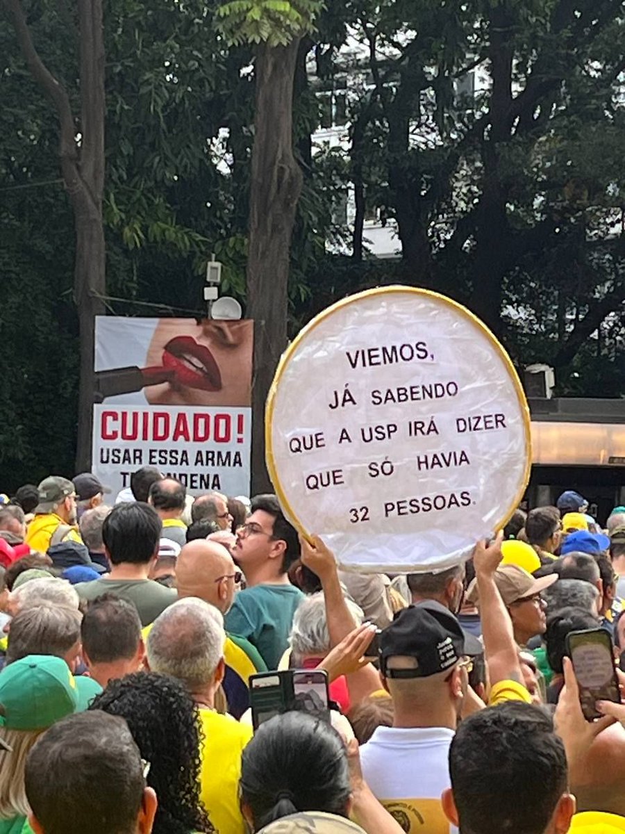 Alicee_NoPais's tweet photo. 😁 Hahahahaha o melhor do Brasil é o povo ( de direita óbvio)!

🇧🇷🇧🇷 https://t.co/roSQoIWEyQ