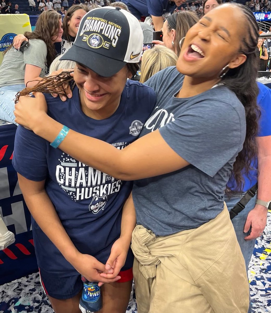 sarah and maya🥹