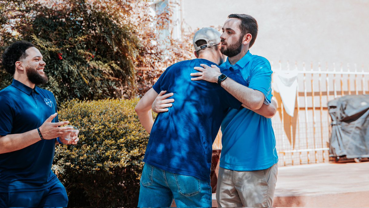 Happy to open our homes and our city to our fellow coaches during the Final Four and <a href="/NABC1927/">NABC</a> this weekend in San Antonio!

#BirdsUp🤙 | #LetsGo210