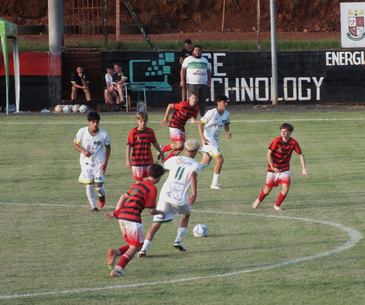 Clecioruver's tweet image. Guia Crissiumal - Conheça os campeões da 3ª Copa Crissiumal de categorias de base guiacrissiumal.com.br/noticias/06-04…