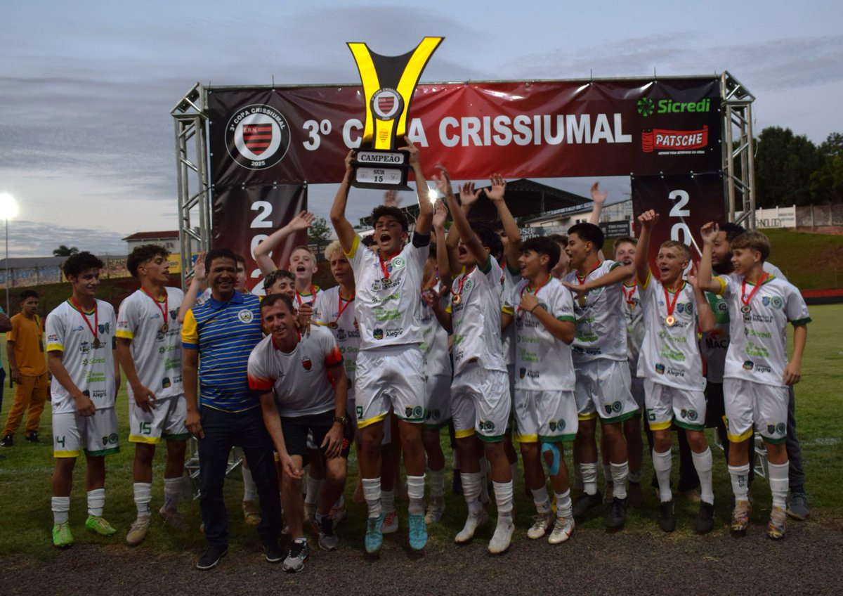 Clecioruver's tweet image. Guia Crissiumal - Conheça os campeões da 3ª Copa Crissiumal de categorias de base guiacrissiumal.com.br/noticias/06-04…