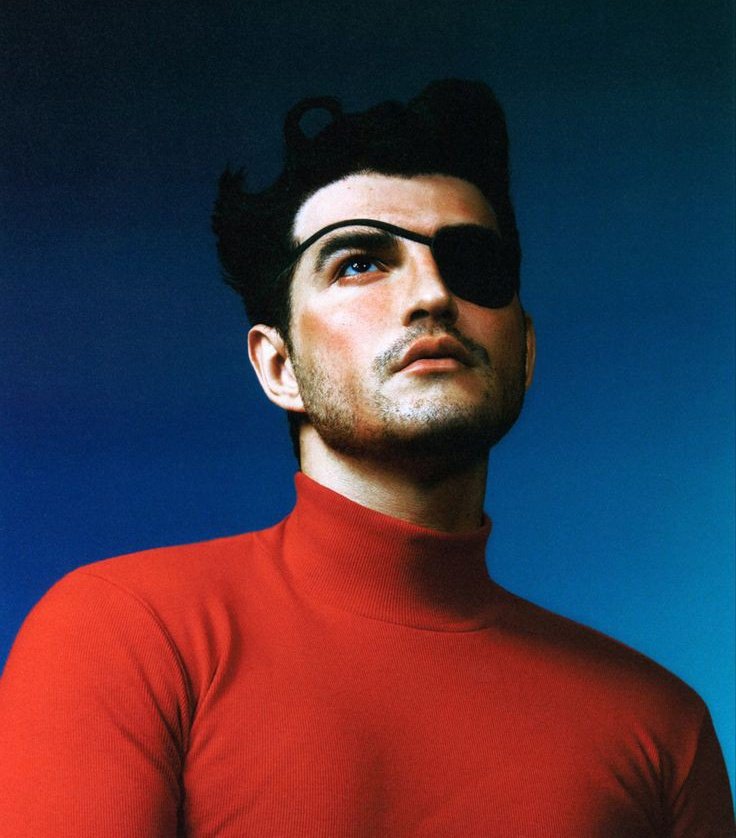 acho essa foto do photoshoot tão linda, queria que fosse a capa do pirata