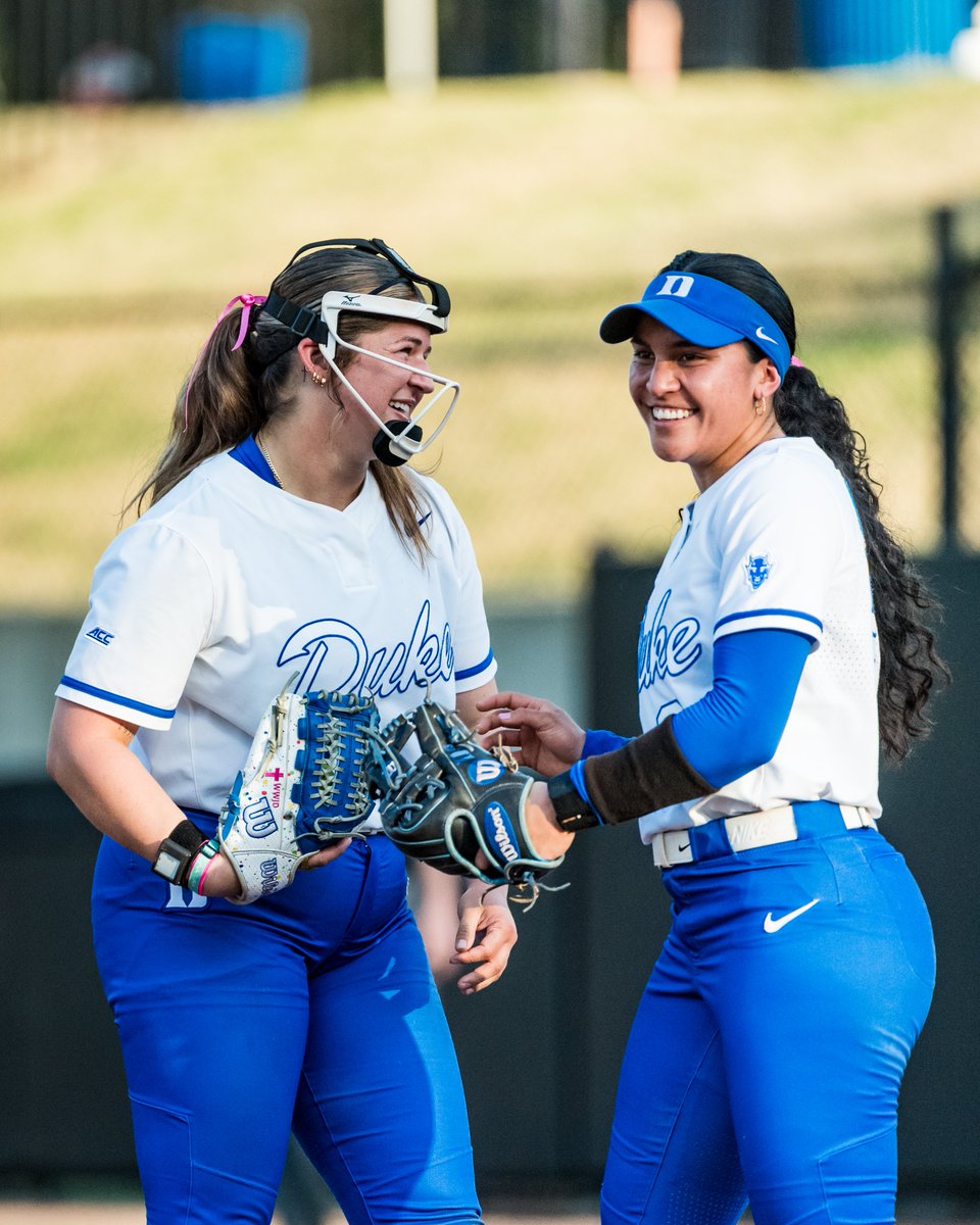 Duke Athletics (@dukeathletics) on Twitter photo All smiles for a series ๐๐๐ฒ๐ฒ๐ฝ over the Tar Heels! ๐งน
๐ฅ <a href="/DukeSOFTBALL/">Duke Softball</a> All smiles for a series ๐๐๐ฒ๐ฒ๐ฝ over the Tar Heels! ๐งน
๐ฅ <a href="/DukeSOFTBALL/">Duke Softball</a>