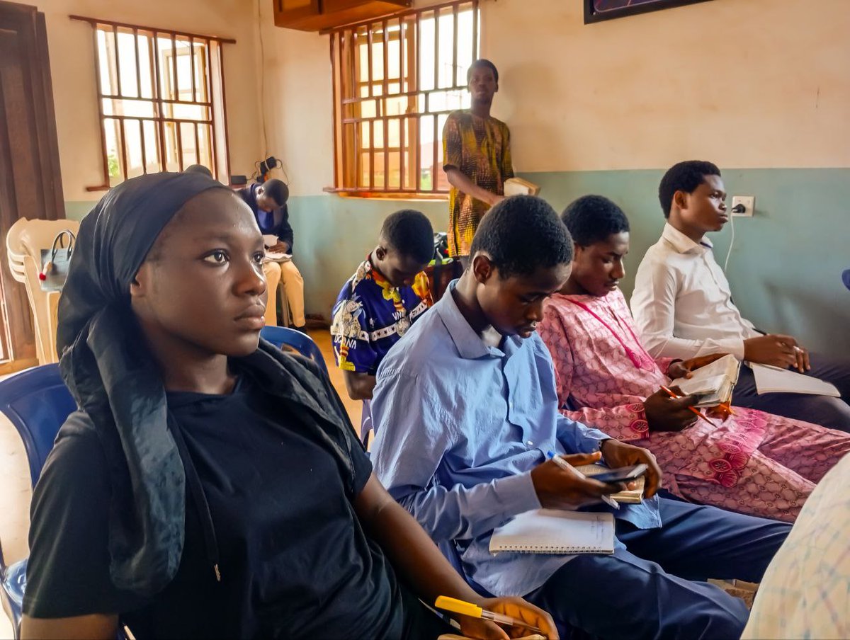 dlcf_funaab's tweet photo. Pictorial excerpts from the Believer's Banquet earlier today. 

Believer's Banquet is a set time for fellowship, feasting, and spiritual nourishment of believers who desire to grow more and more in grace and knowledge of the Christian faith. ✨

#dlcffunaab #believer'sbanquet https://t.co/jFPK8iphFv