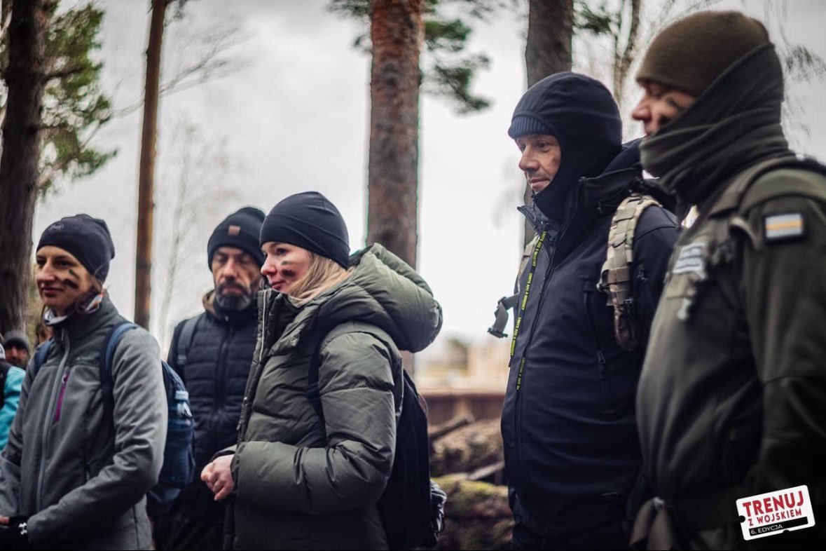 cingreliani's tweet photo. @RomanKitink @trzaskowski_ @czlowiek__bobr Takie wymysły, a brak pomysłu, żeby samemu poszukać zdjęć?:) Obsługa internetu nie jest taka trudna https://t.co/b6CEpQgcAy