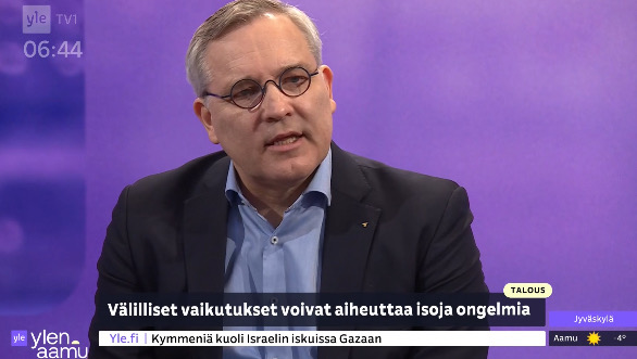 Suomen Yrittäjät (@suomenyrittajat) on Twitter photo Trumpin tullipolitiikka osuu eniten kotimaassamme koneita ja laitteita Yhdysvaltoihin vieviin suomalaisyrityksiin, <a href="/jmpentikainen/">Mikael Pentikäinen</a> sanoo. #yle Trumpin tullipolitiikka osuu eniten kotimaassamme koneita ja laitteita Yhdysvaltoihin vieviin suomalaisyrityksiin, <a href="/jmpentikainen/">Mikael Pentikäinen</a> sanoo. #yle