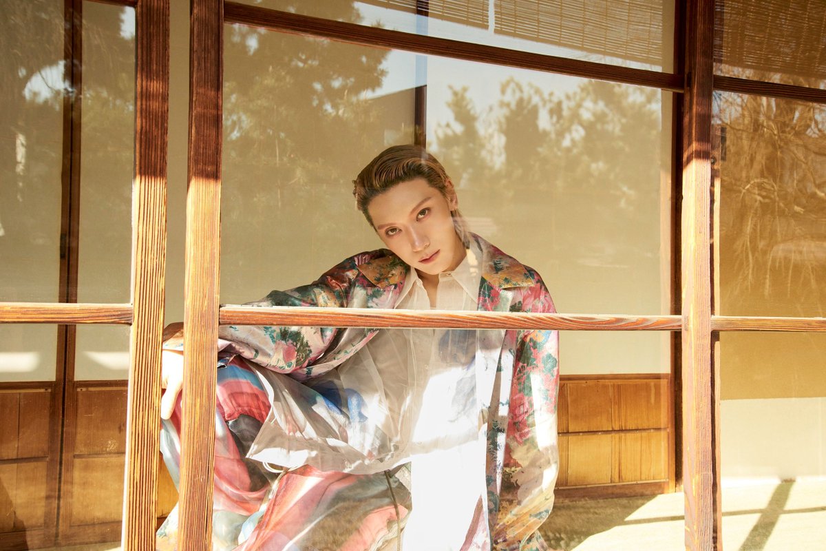 NCT_OFFICIAL_JP's tweet image. TEN Japan 1st Mini Album『Humanity』
➫ 2025.05.28 Release

Teaser Image - Timeless Ver.

🎧 ➫ 2025.04.23 6PM (KST/JST)
🎬 ➫ 2025.05.28 6PM (KST/JST)

💿Pre-order
TEN-jp.lnk.to/Humanity

#TEN #텐 #テン
#Humanity #TEN_Humanity
#テン_ヒューマニティ
#Silence #TEN_Silence
#NCT…