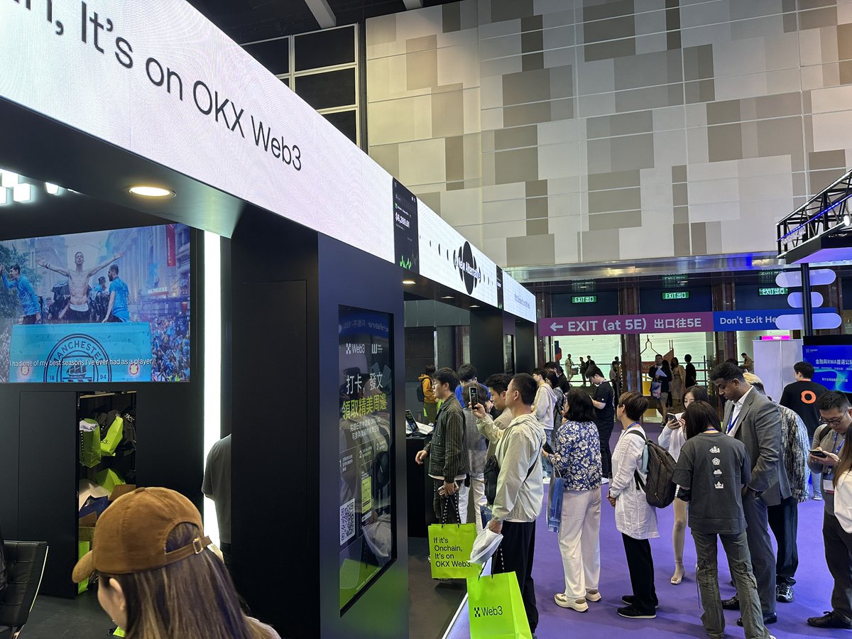 Wang, Dee tweet media