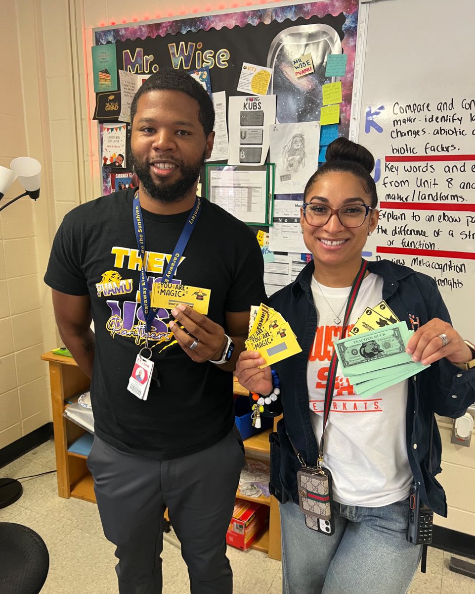 _JanetTaylor's tweet image. LAP Day carnival edition was a blast! 🎉 Teachers earned scratch-offs for giving targeted feedback &amp;amp; tracking data in small group interventions—love seeing their dedication pay off! 💡✨ #WaytoGrow #LAPDayFun