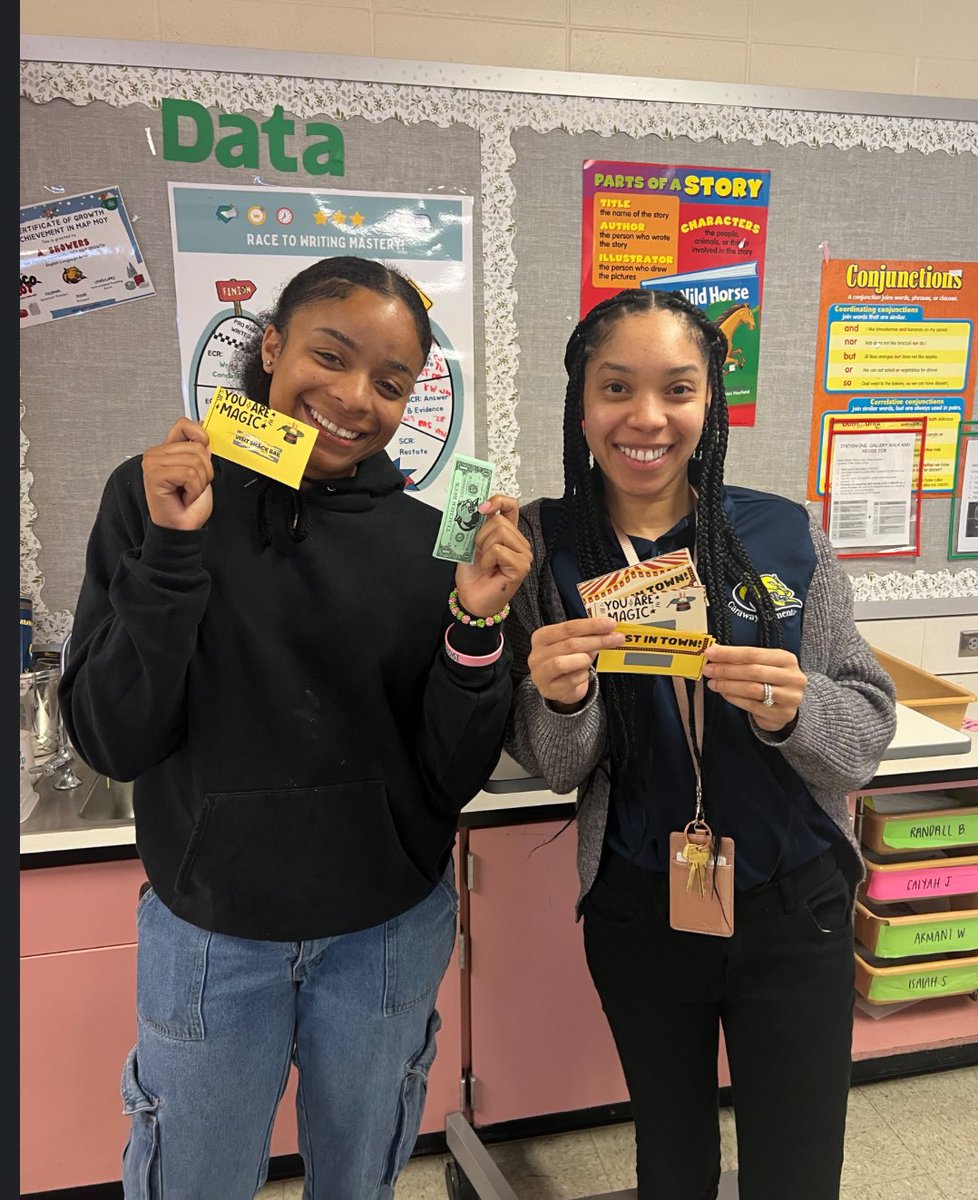 _JanetTaylor's tweet image. LAP Day carnival edition was a blast! 🎉 Teachers earned scratch-offs for giving targeted feedback &amp;amp; tracking data in small group interventions—love seeing their dedication pay off! 💡✨ #WaytoGrow #LAPDayFun