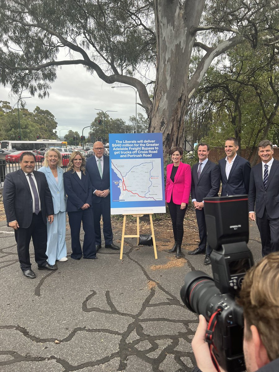 Huge day for SA!!! A Dutton Liberal government will build the Greater Adelaide Freight Bypass to get 60-70% of heavy freight trucks out of our hills &amp; suburbs for good. 

LIBERALS:
✅ $840m federal Liberal funding 
✅ 80/20 federal-state funding split 
✅ this saves Boothby
