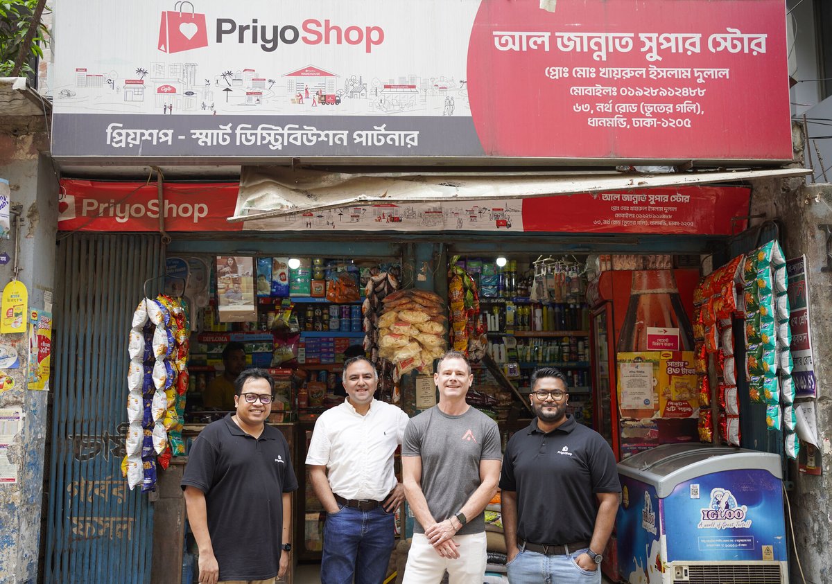 CeoPriyoShop's tweet photo. It was a pleasure to welcome Craig Bristol Dixon and Osman Ahmed from #Accelerating_Asia_Ventures to one of our #MSME retail hubs. They experienced firsthand how @priyoshopb2b is transforming the lives of #micro_retailers and fueling grassroots #impact. https://t.co/1jYhFwhupq
