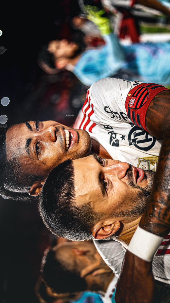 Flaeditx's tweet photo. Wallpaper Arrascaeta e Bruno Henrique https://t.co/7mcEajupEh