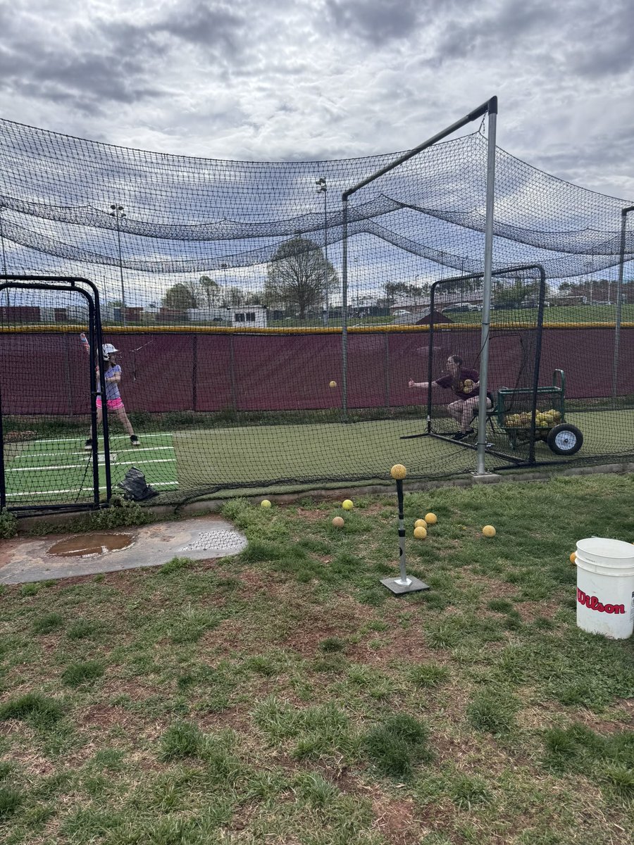 Service Project = Complete✅

I would like to extend my heartfelt gratitude to everyone who participated in my mini hitting clinic today. All the kiddos enthusiasm and dedication made the event truly special, and I hope all the campers gained valuable skills and knowledge that