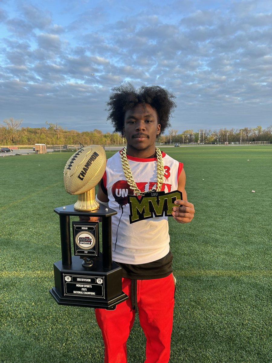 Metro Sports MoKan (@metrosports_mk) on Twitter photo Your Mokan National Champion Game MVP, Mykah Washington!
<a href="/M3Washington/">Mykah Washington</a> <a href="/MoKan_Sports/">MoKan Sports</a> <a href="/TheUnitFootball/">The Unit 7v7</a> Your Mokan National Champion Game MVP, Mykah Washington!
<a href="/M3Washington/">Mykah Washington</a> <a href="/MoKan_Sports/">MoKan Sports</a> <a href="/TheUnitFootball/">The Unit 7v7</a>