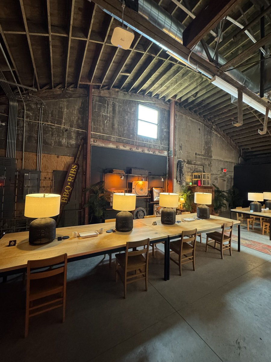 Zach Molzer tweet media