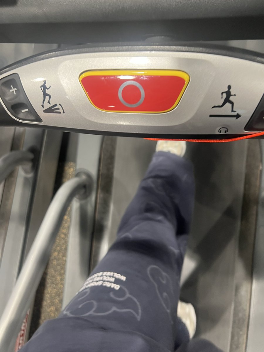 Lana🥀🇵🇸 (@mevsburnerr) on Twitter photo 