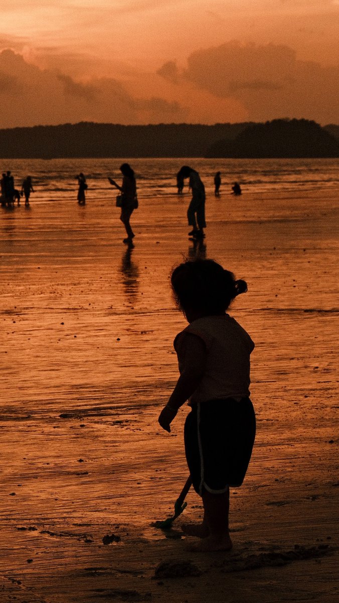 Thanks for fostering a love of learning through content exchange. Thanks for making valuable content easily accessible through exchange. Alex Hogstrum