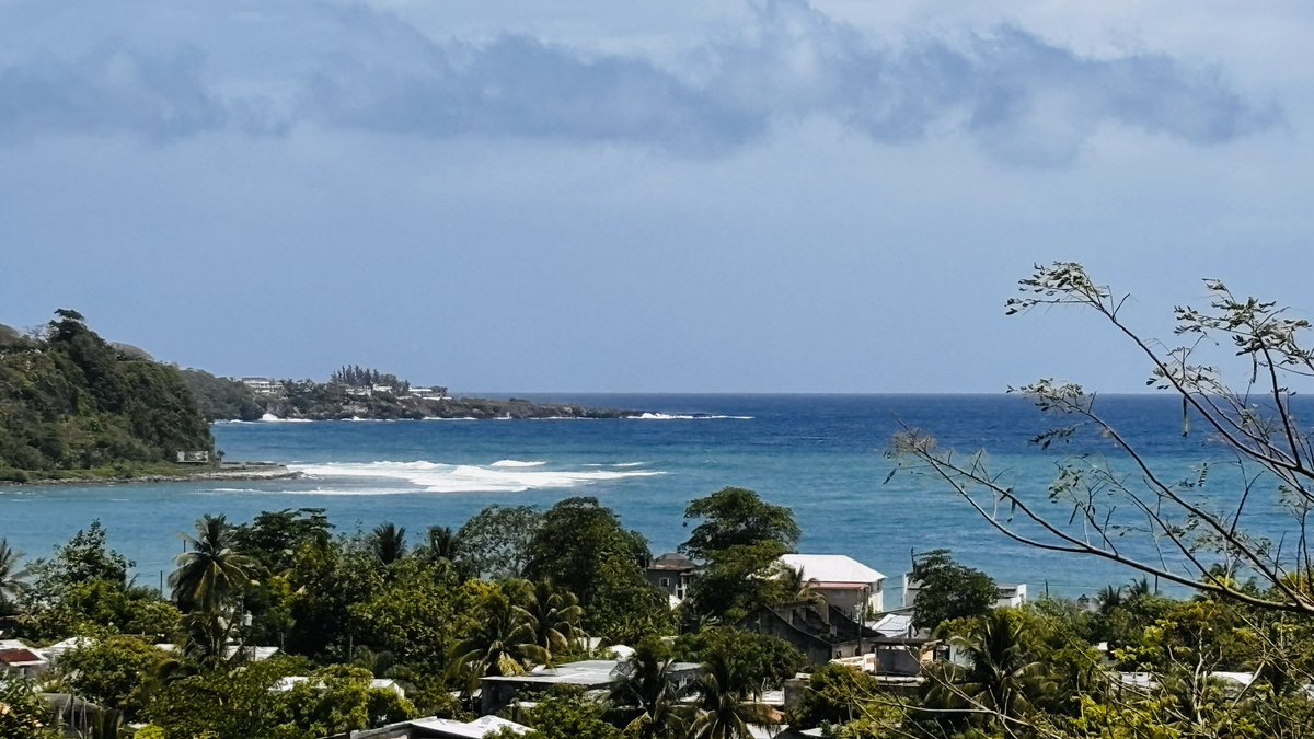 ComforceInc's tweet photo. Why don’t you join working with us having nice view of Caribbean Sea!
カリブ海を眺めながら一緒働きませんか？ https://t.co/50tREuOdX7