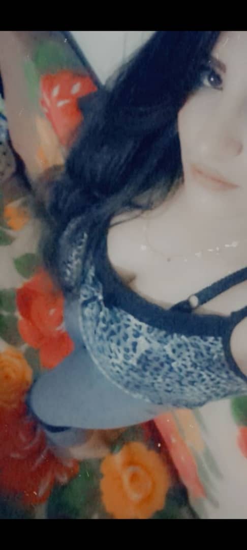 @a38150396لبوه اختي بده زب الها واللي7636