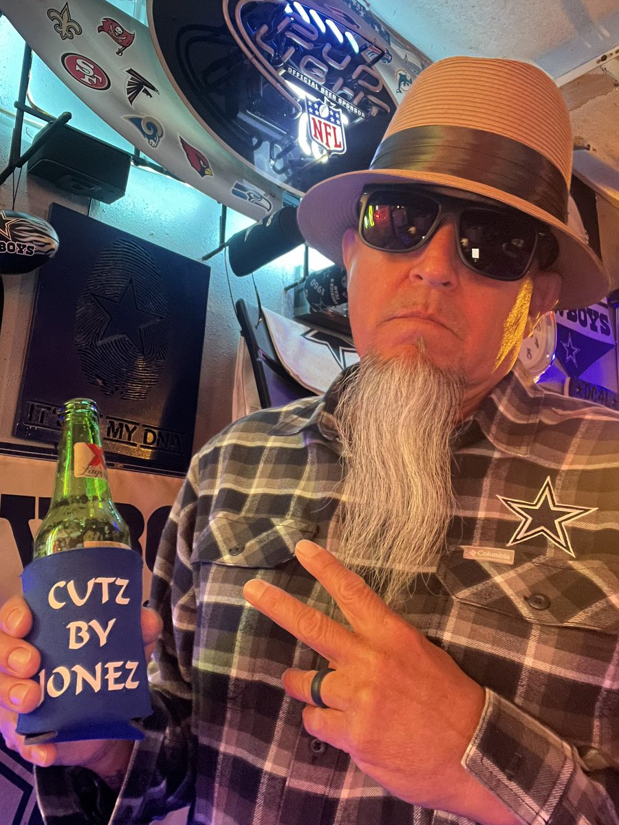 help your homie Cutz out.. wifey said if I can get 500 likes on my pic then I can buy my 81’ Buick Regal ! 
help a homie out 😎
#cutzbyjonez 
#lifeiscool