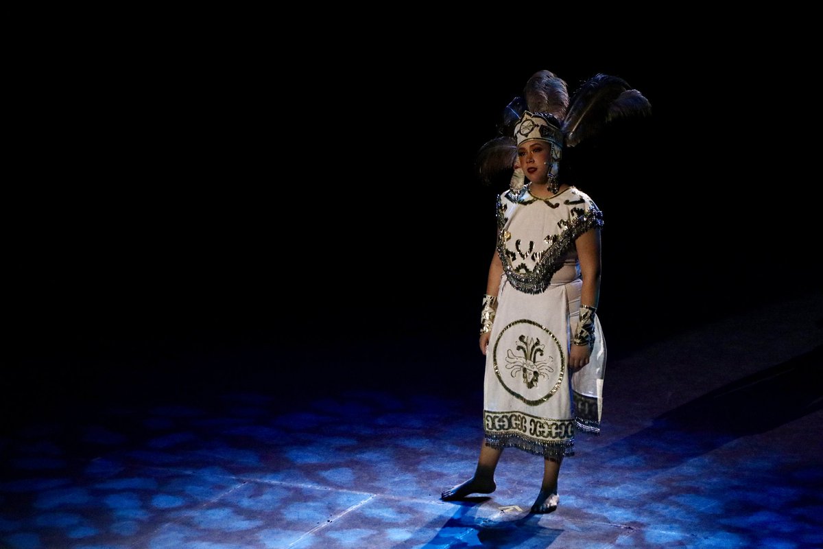 Cantando con emoción, con orgullo y con toda el alma. 🎤❤️

#GalaFolklórica #ArteyCultura #CampusMty