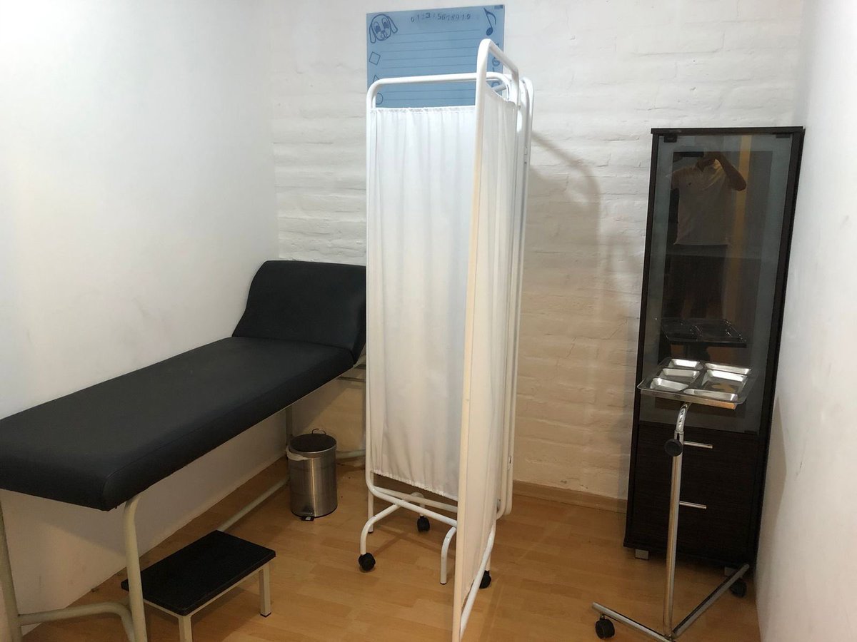 Ponemos a disposición del <a href="/MunicipioQuito/">Municipio de Quito</a> y del <a href="/coequito/">COE Quito</a> nuestro albergue, para brindar refugio a las familias afectadas por los deslizamientos en #Guápulo. 

Estamos listos para apoyar en lo que sea necesario. 🧡✨