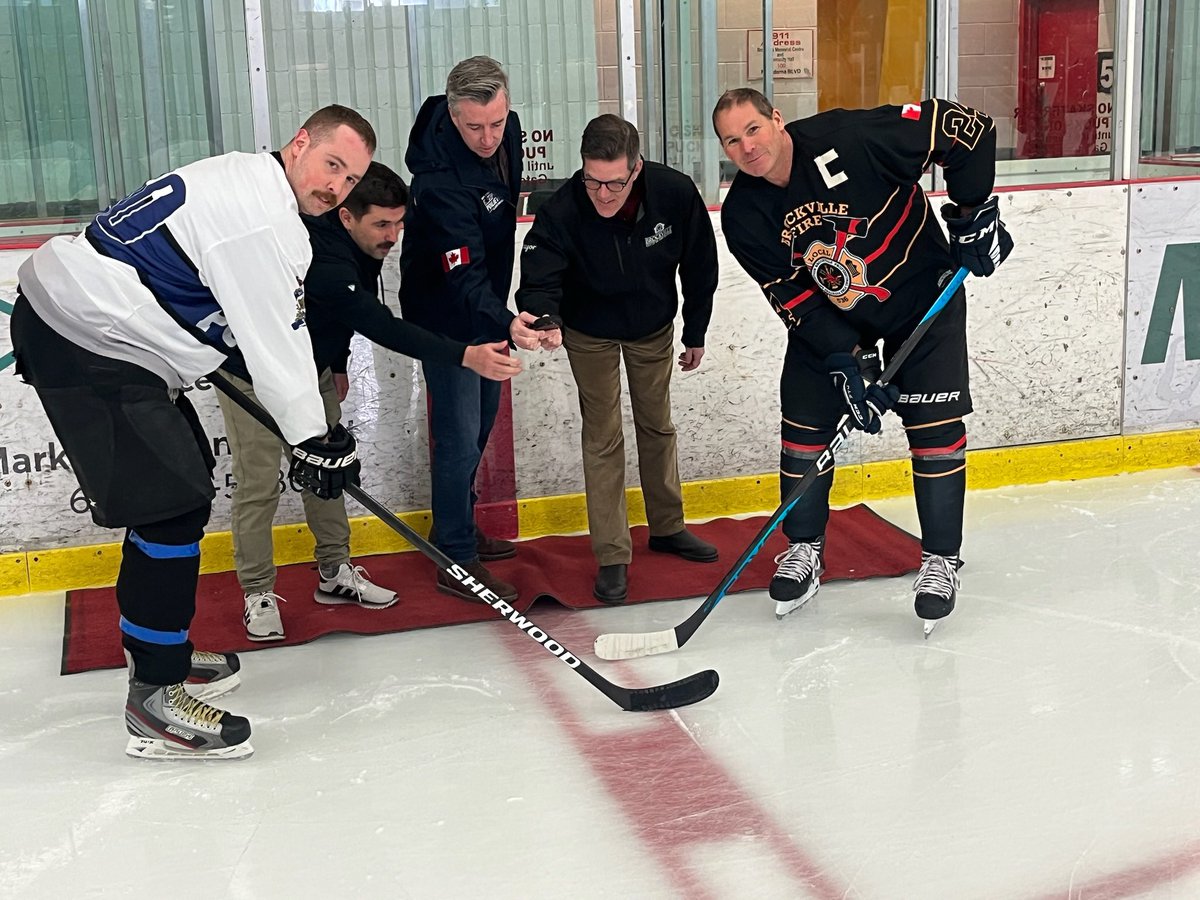 MikeBarrettON's tweet image. Honoured to drop the puck at Battle of the Badges! 🚓 🚒 

Fire edged Police 4–3, but the REAL win was raising $5,100 for the Cooperative Care Centre.

Grateful to @BrockvilleFFs and @BPS_Association for your service and community spirit—on and off the ice!