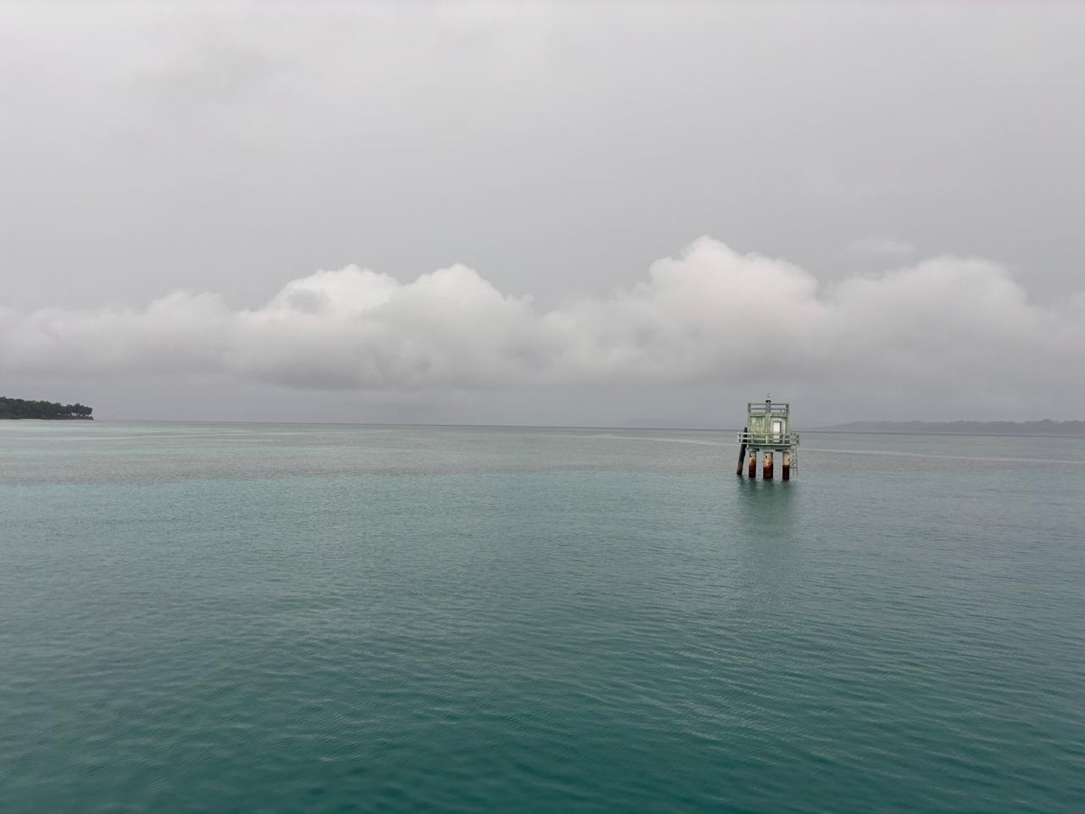 Back from the Andamans.

Some places don't shout. They just exist quietly, like this — calm, steady, and full of mood.

Full travel + photo thread dropping this weekend.

Until then, here’s a frame that stayed with me. 📸

#AndamanDiaries #TravelPhotography #FujiXH2 #SeaVibes