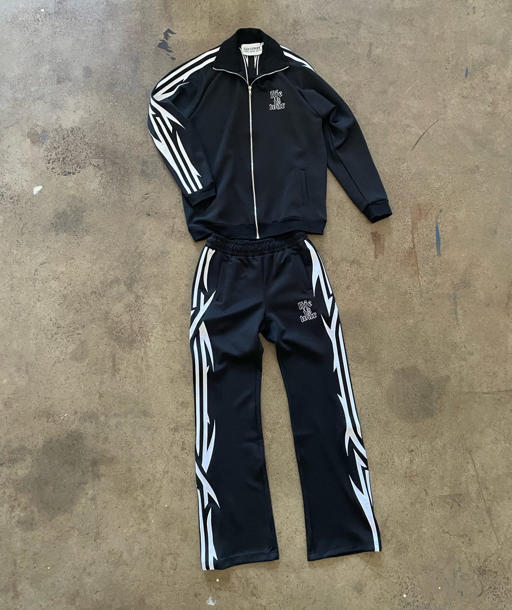 mitchmodes's tweet image. LIFEISWAR UNIFORM A REAL GET $$$ TYPEFIT