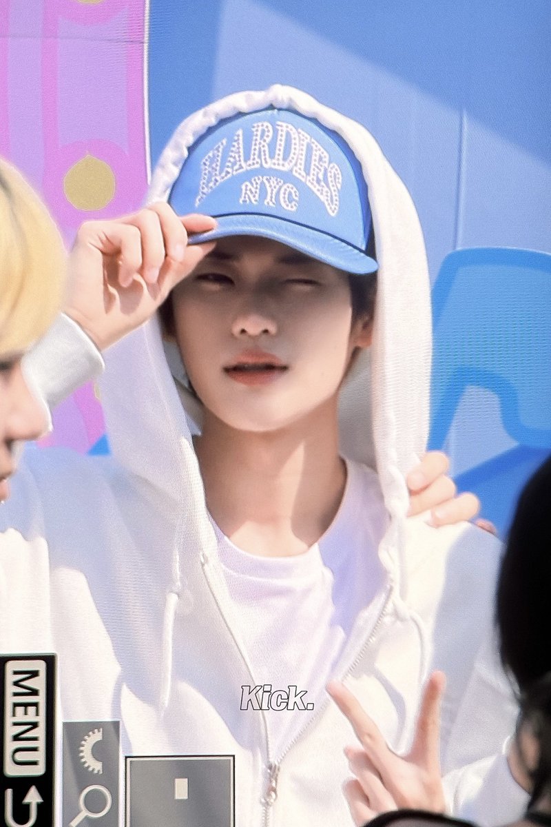 250407 머리색 언제 공개해주시지... 

#라이즈 #RIIZE #소희 #SOHEE #252순간포착