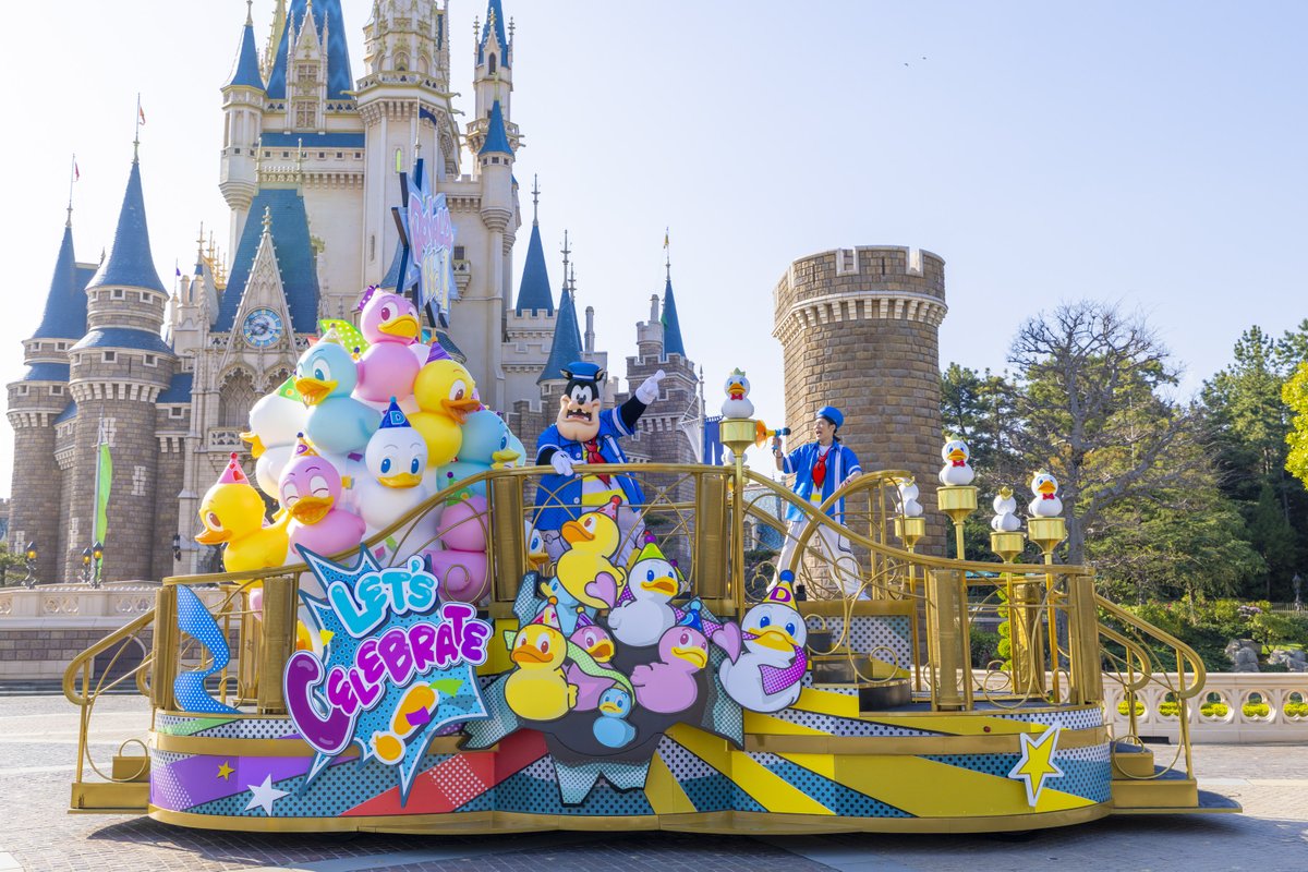 東京ディズニーランド　ドナルドのクワッキーダックシティ　プレート 東京ディズニーランド｢ドナルドのクワッキー・ダック!ダック!ダック