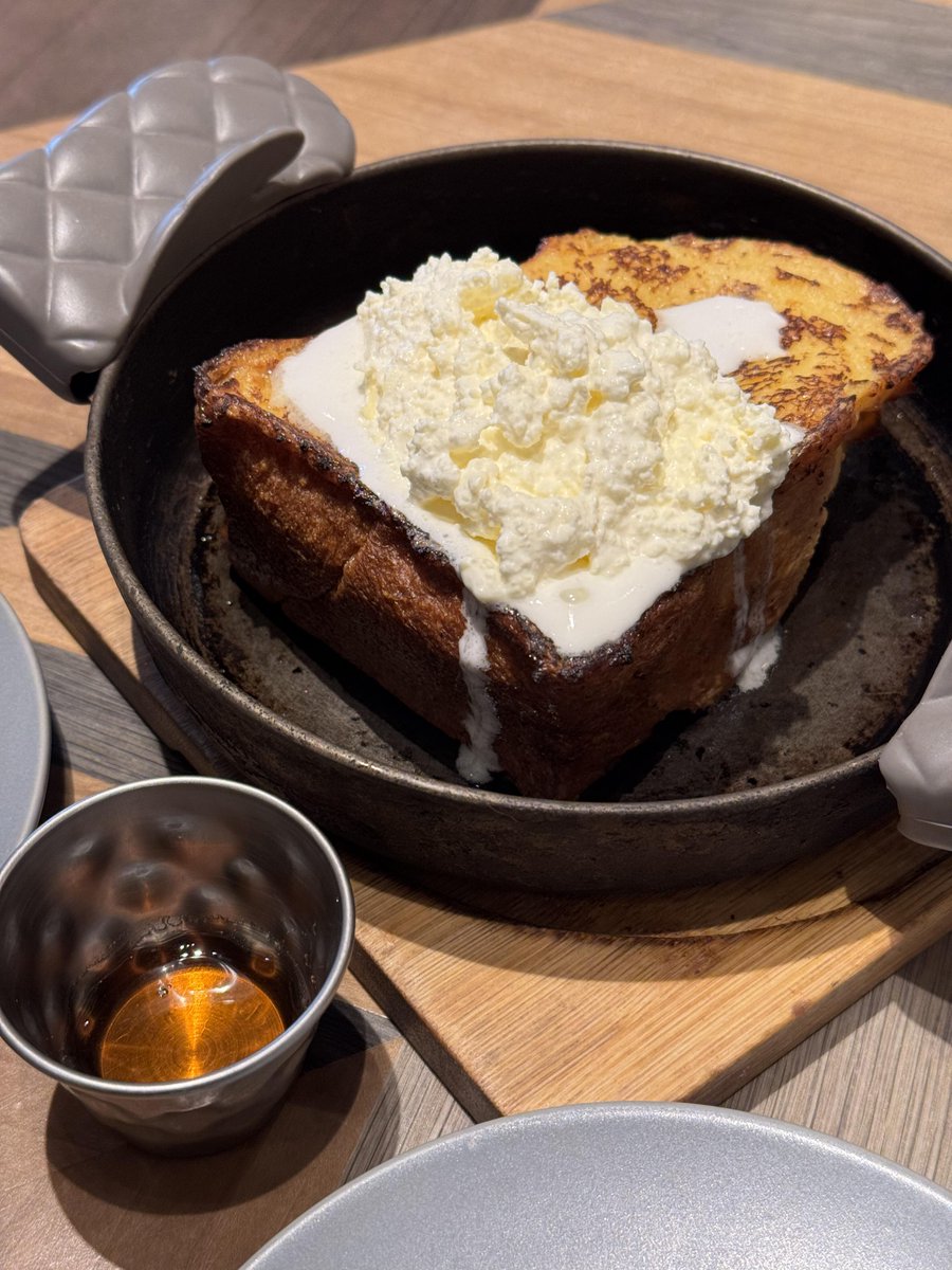 月曜の朝40分並んで食べる朝食です😋