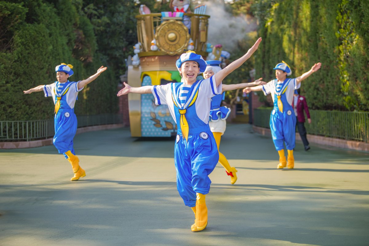 東京ディズニーランド　ドナルドのクワッキーダックシティ　プレート 東京ディズニーランド｢ドナルドのクワッキー・ダック!ダック!ダック