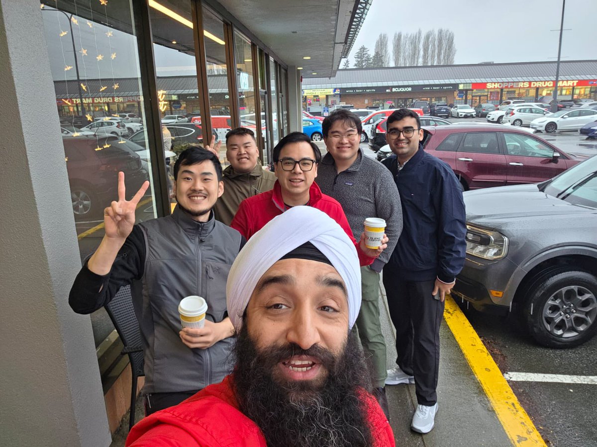 WilsonMiaoRCM's tweet image. Rain or shine, Team Miao is knocking doors in the neighbourhoods. Your support matters—join the effort by filling out the form at wilsonmiao.liberal.ca/volunteer/

Canada Strong. 🍁

#WilsonMiao #RichmondCentreMarpole #Elxn45 #CanadaStrong