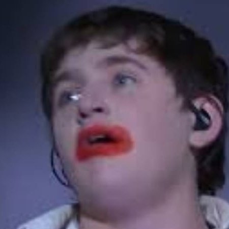 <a href="/Kuke_cj/">Kuke hizo un Twitt</a> Respeto , logro una carrera con una clara deficiencia mental , demostrando que los retrasados también lo pueden lograr , aplausos para Dillom