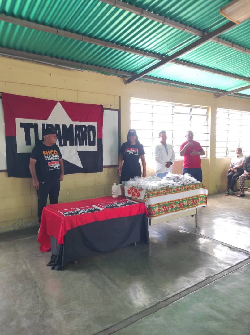 TupamaroMRT_'s tweet photo. En el estado @CaraboboMrt_2 municipio  Los Guayos se desarrolló encuentro del Movimiento Micaela Bastidas @TUPAMAROMicaela y en colaboración con nuestra Brigada de Salud Integral TUPAMARO y la Dirección Regional se atendieron con jornada de cardiología. Es así como se refleja el carácter humanista de nuestra organización Revolucionaria en medio de agresiones imperiales para afectar la paz y bienestar del pueblo.