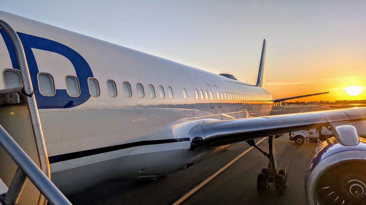 Angels's tweet photo. wheels up 🛫

✈️ x @united https://t.co/eWo7zqMKNq