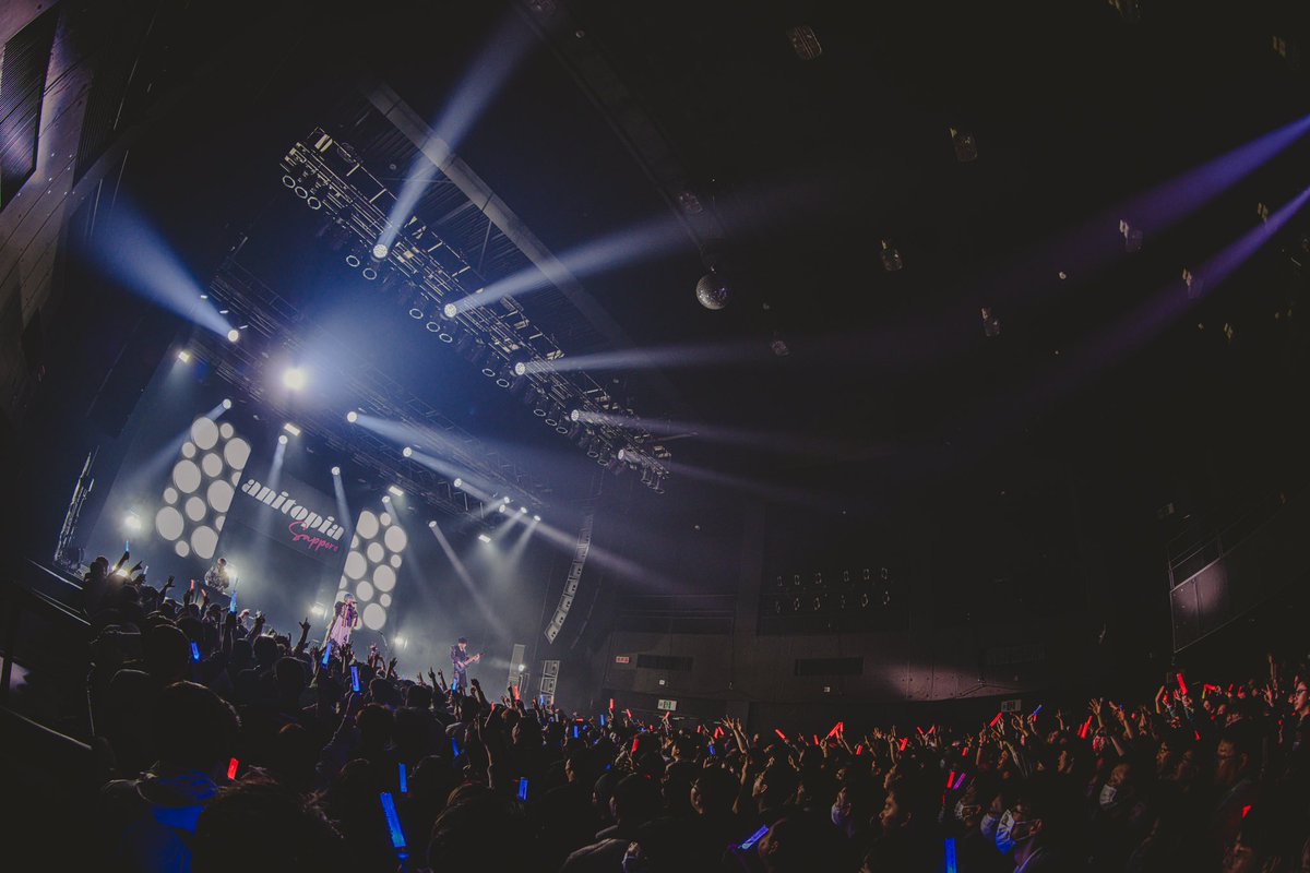 「anitopia sapporo 2025 」へご来場いただきありがとうございました！！

昨夜Myrrorになってくださった札幌の皆様6月に再会しましょう🪞

夏ツアー詳細はこちら▼
mythandroid.com/contents/speci…

#MYTHandROID 
#アニトピア #anitopia
#ミスドラブツアー