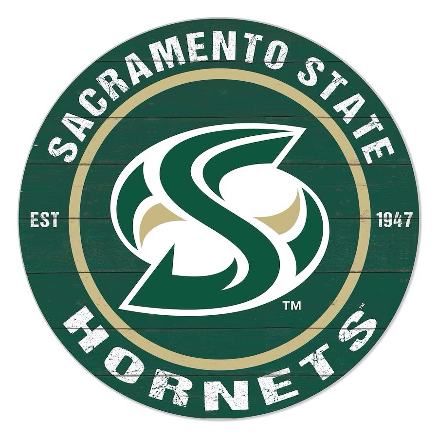 Landon_P4's tweet image. Extremely blessed and honored to have received my second division one offer from Sacramento State University!!🟢⚪️ #gohornets #agtg 🙏🏾 @BrennanMarion4 
@CoachKMerch @coachapatterson @CoachSidKrish @GMSacStateFB @CoachDReakes @MrY2thab @muraco_lhs @BrianDohn247 @BrandonHuffman