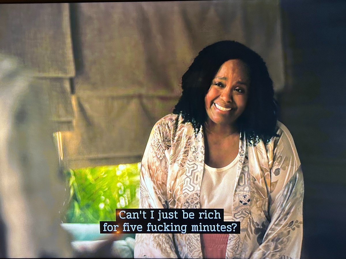 paycheck: first of the month 
rent due: second of the month

#WhiteLotus #TheWhiteLotus