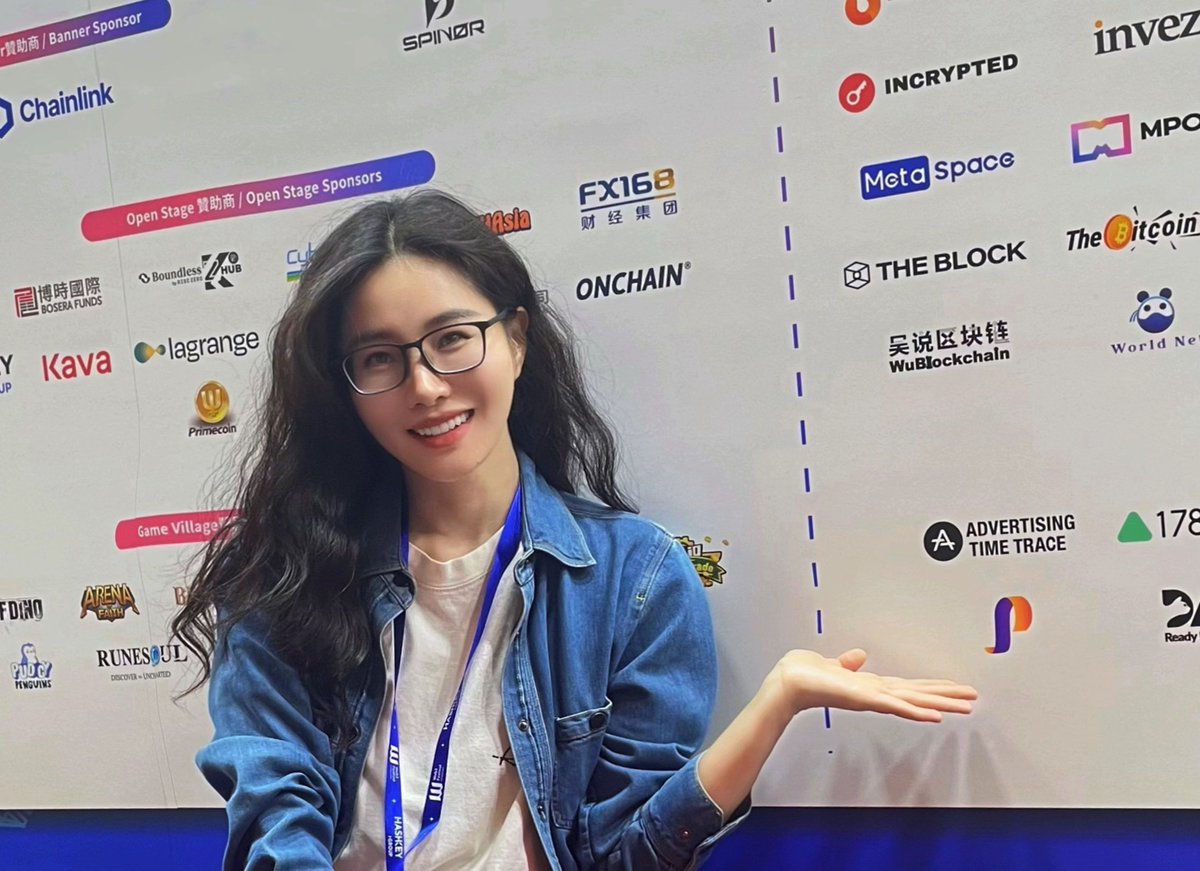 PiNetwork24X7's tweet image. 🚨 $PCM attended @festival_web3:

Hong Kong Web3 Festival 2025 🚀

And they are spreading the word about the amazing Pi Network and PCM ecosystem to as many people as possible around the world. Check out the great video from the event below 👇

#PiNetwork #PCM #Pi #Pioneers 🚀