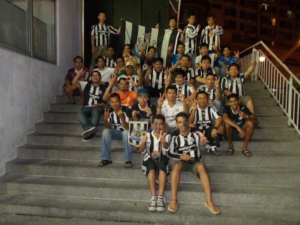 ToonArmyMY's tweet photo. On this day, 13 years ago..

@ToonArmyMY Match Viewing Party at @ Piccadilly Petaling Jaya.

#toonarmymalaysia
#newcastleunited
#matchviewingparty
#throwback
#SWANEW https://t.co/IqzBs5wMNF