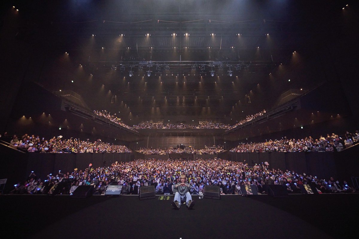 SJ_NEWS_JP's tweet image. 2025 YESUNG CONCERT [It’s Complicated] in TOKYO Day3 💙

#예성 #YESUNG
#슈퍼주니어 #SUPERJUNIOR
#2025_YESUNG_CONCERT_Its_Complicated_in_TOKYO
#2025_YESUNG_CONCERT #Its_Complicated