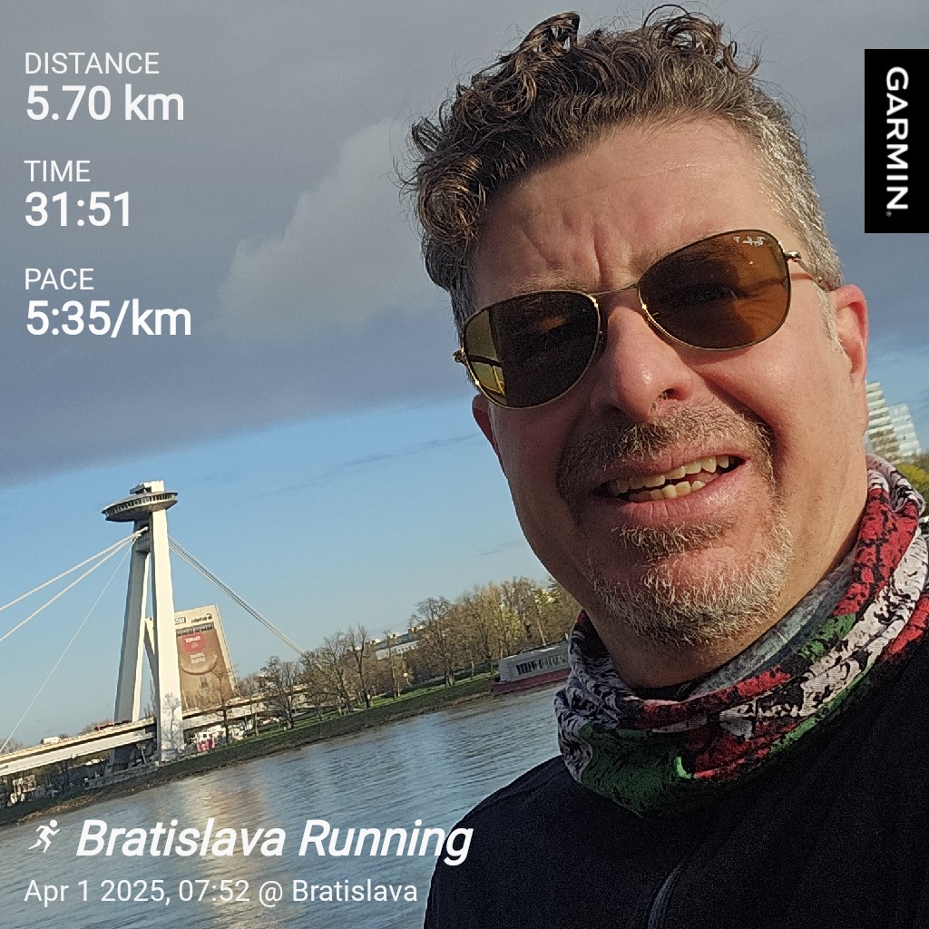 aaggad's tweet photo. #garmin #beatyesterday https://t.co/dpncbkuIYq