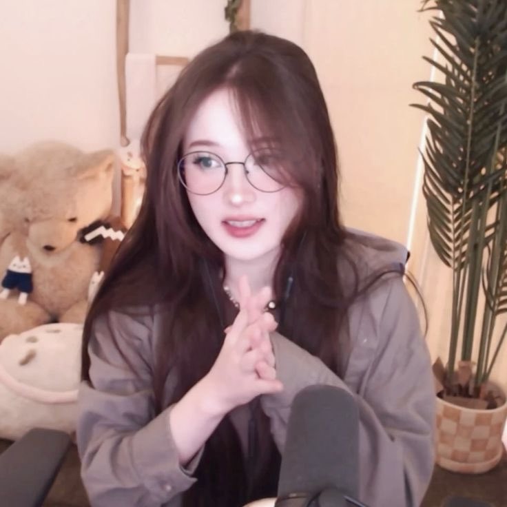 daily tina (@mytinakitten) on Twitter photo 