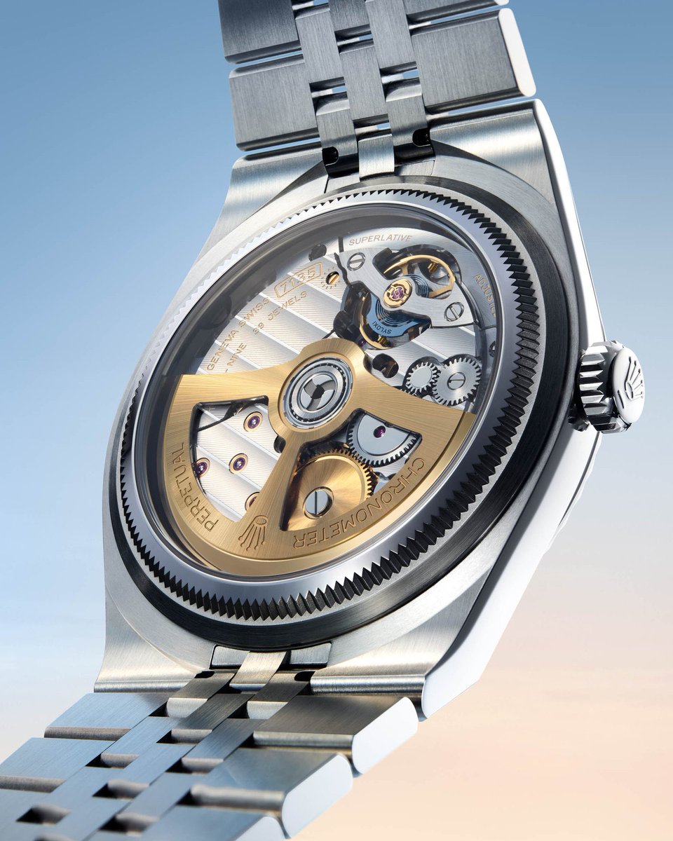 Watchbazar's tweet image. The Crown’s New Terrain.
@rolex makes history in 2025 with the all-new Land-Dweller — its first brand-new sport model in over a decade. 
A watch built for those who navigate both city streets and untamed paths.
#rolex