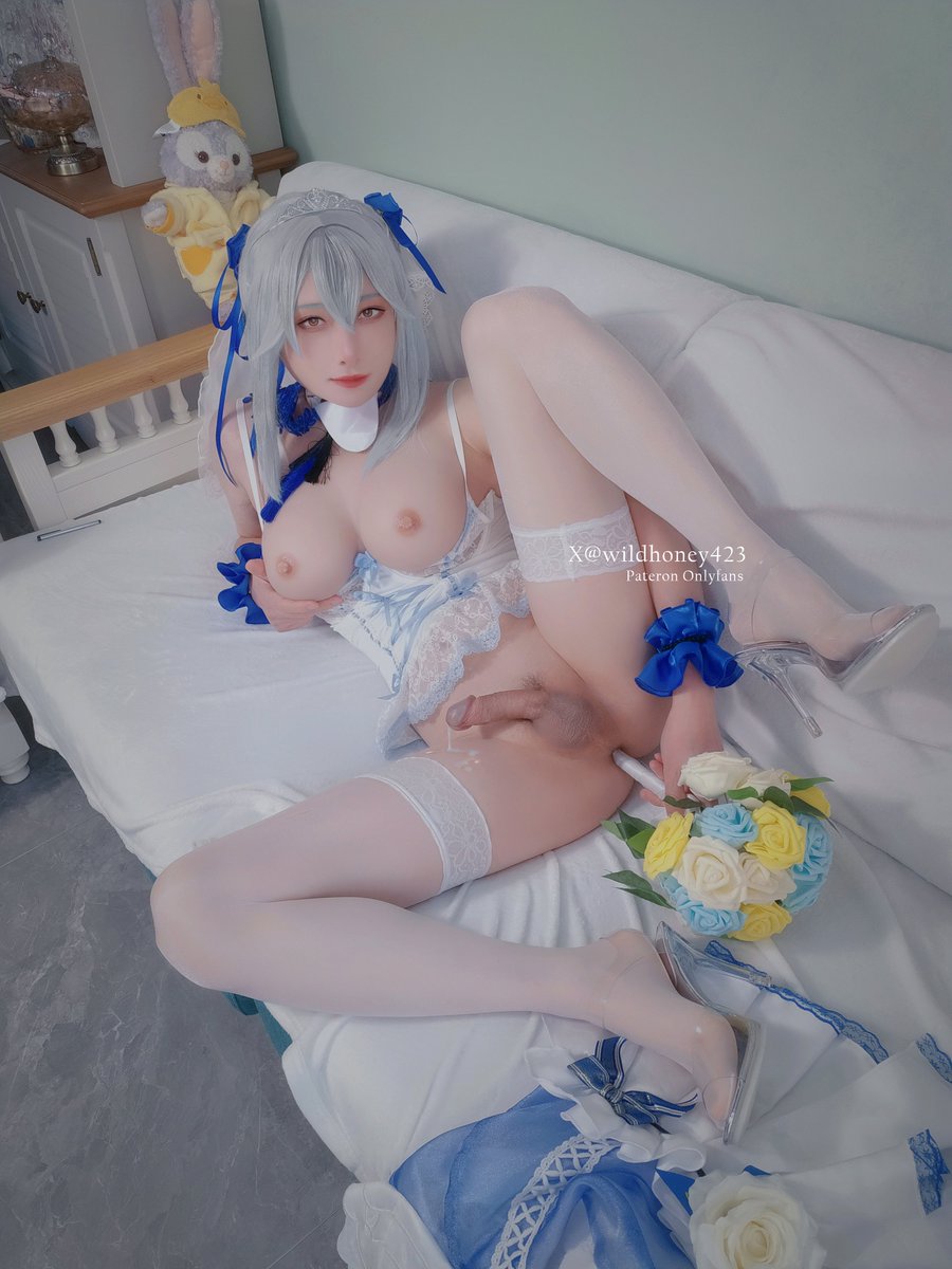 How could you just leave a bride all alone?☺️