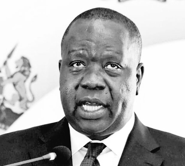 DukeOfSavannah's tweet image. Let&apos;s settle this now:

  Like For Maraga          Retweet For Matiang&apos;i